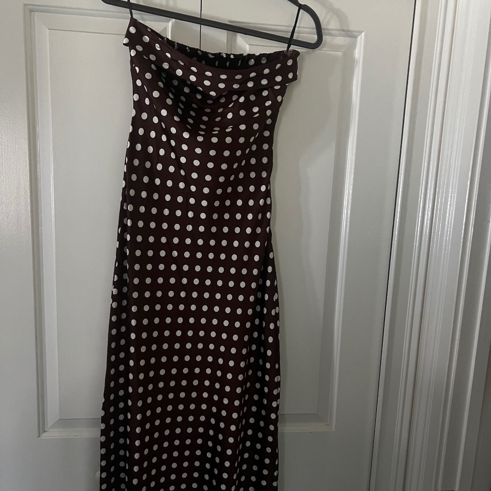 Midi brown strapless open back dress!